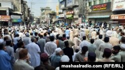 په مینګوره کې د سېپټمبر پر دویمه ګڼ خلک د ګرانۍ خلاف احتجاج کوي.