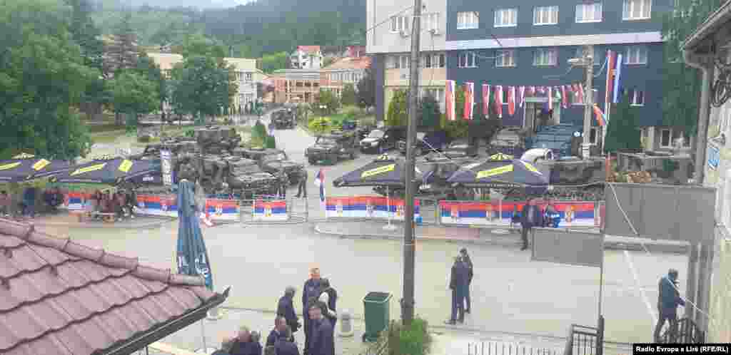 Pogled na zgradu opštine u Leposaviću