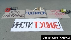 Detalj sa protesta koji je grupa "Žene za promene" organizovala zbog jednog od slučaja femicida, Novi Sad, 22. april 2024.
