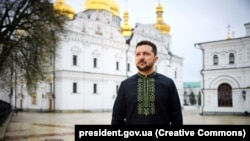 Президент України Володимир Зеленський у Києво-Печерській лаврі, квітень 2023 року