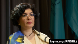 Таміла Ташева розповіла, що представництво президента відслідковує поховання та видачу земельних ділянок на півострові, щоб зрозуміти приблизну кількість людей, мобілізованих після початку повномасштабного вторгнення