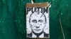 Започна војна на кланови за тронот на Путин, вели руски истражувачки новинар 