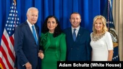 Vjosa Osmani, predsjednica Kosova (druga slijeva) je učestvovala na prijemu koji je organizovao američki predsjednik Džo Bajden (lijevo), na marginama Generalne skupštine UN, Njujork, SAD, 19. septembar 2023.