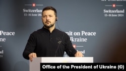 Україна підписала Римський статут ще 20 січня 2000 року, але так і не ратифікувала його