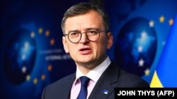 Кулеба вважає, що, якщо перед Україною висувають вимоги, як у випадку Угорщини, і вона їх виконує, то це має бути чітко зафіксовано як результат 