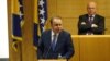 Premijer Nermin Nikšić (SDP) najavio je kao jedan od zadataka nove vlade da zaustavi odlaske građana, navodeći da je u proteklih osam godina BiH "napustilo 500.000 ljudi".