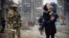 «Чекаєш Україну?». Як переговори з Росією без миру погіршують життя в окупації