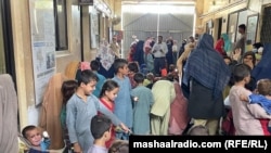 شماری از مهاجرین افغان در یک زندان کراچی - عکس از آرشیف