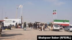 بندر اسلام قلعه در ولایت هرات به عنوان یکی از بزرگ ترین مسیر های انتقال اموال تجارتی به افغانستان و ایران شناخته میشود.