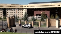 ՀՀ ՊՆ վարչական համալիրը Երևանում