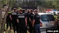 Полиция на улице Твалчрелидзе 