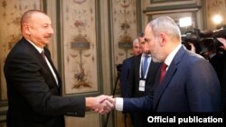 Ադրբեջանի նախագահ Իլհամ Ալիևը և Հայաստանի վարչապետ Նիկոլ Փաշինյանը, արխիվ