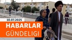 HG: Aýdymçynyň prezidente täç geýdirmek baradaky teklibi halkda köp sorag döredýär
