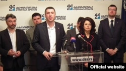 Predstavnici DSS-a i Dveri na konferenciji za novinare, 2014