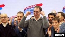 Президент Сербии Александр Вучич доволен результатами голосования