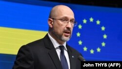 Крісло під прем’єр-міністром знову хитається
