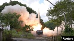 Snage pod zapovjedništvom Kineske narodnooslobodilačke vojske izvode testiranja projektila u vodama u blizini istočne obale Tajvana, 4. avgust 2022.