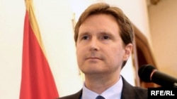 Roderik Mur, Fotografije uz tekst: Savo Prelević