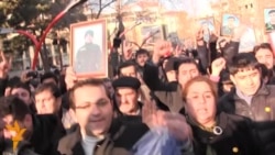 Əsgər ölümlərinə qarşı etiraz aksiyasından İLKİN videogörüntülər