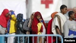 Italian authorities say the the CARA Sant'Anna migrant reception center "was like a cash withdrawal machine for the mafia." (illustrative photo)