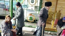 Ýaşy 70-e ýetmedik pensionerler pensiýa haklaryny bankomatlardan almaly edildi