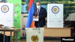 نیکول پاشینیان، سرپرست صدراعظم ارمنستان