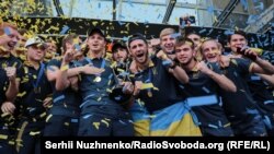 Повернення чемпіонів світу U-20 в Україну – фоторепортаж