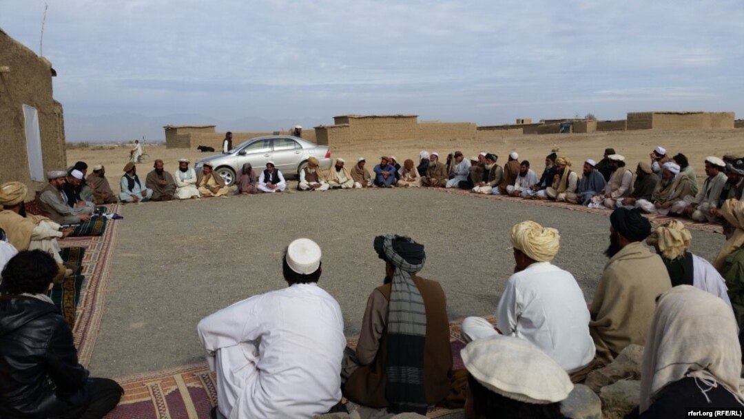 په خوست کې د وزیرستانیو کډوالو پخوانی عکس 