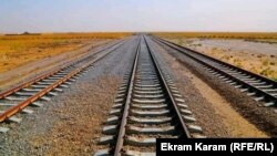 خط آهن اندخوی-آقینه