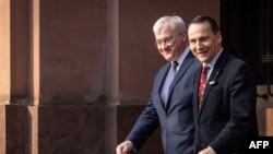 Міністри закордонних справ України Андрій Сибіга (л) та Польщі Радослав Сікорський, фото ілюстративне