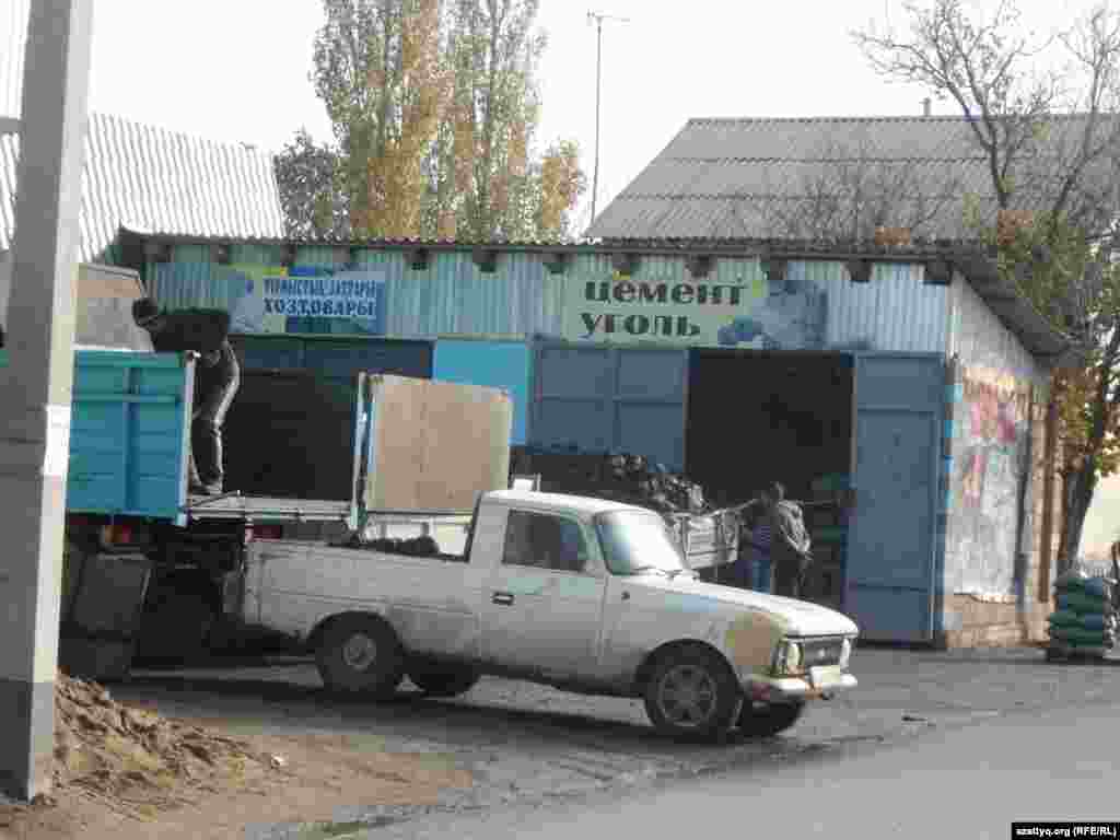 Продажа угля в дачном массиве.