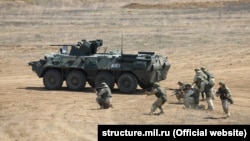 Военные учения в Крыму, архивное фото
