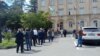 Участники инициативной группы по принятию закона о декларировании доходов, расходов и внесении в УК понятия «незаконное обогащение» начали неделю с протестной акции у стен парламента